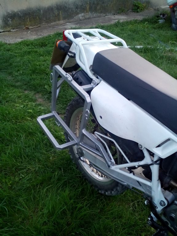 Багажник для Авантис 250 под кофры